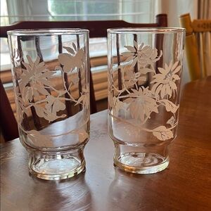 Vintage Libbey Glasses Clear with White Flowers Set of 2